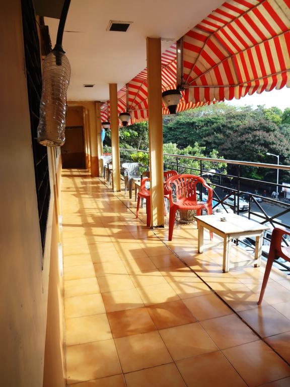 Hotel New Bengal Bombay Extérieur photo