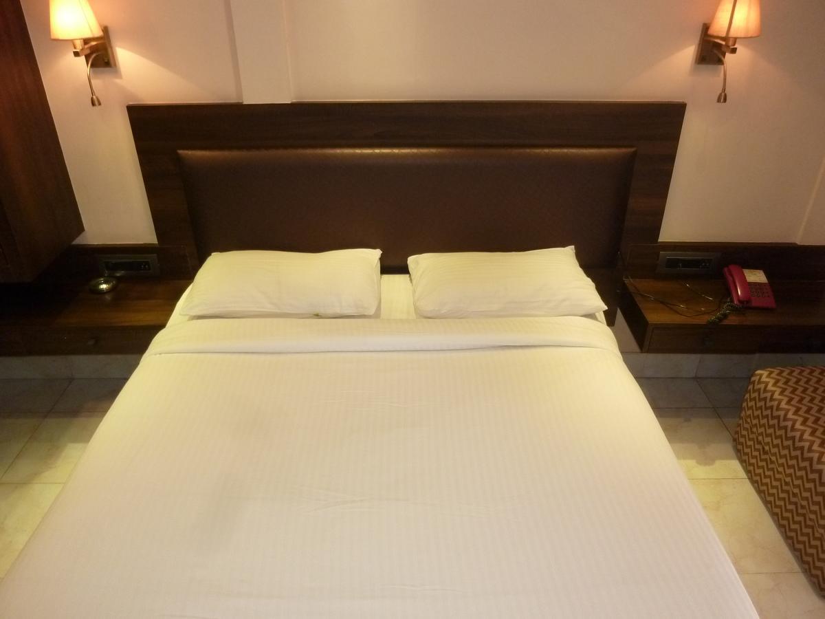 Hotel New Bengal Bombay Extérieur photo
