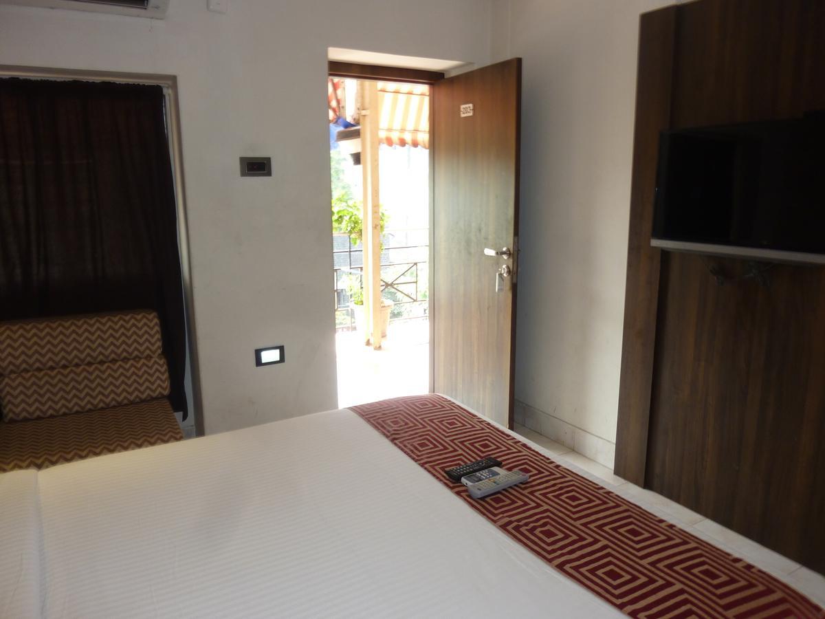 Hotel New Bengal Bombay Extérieur photo