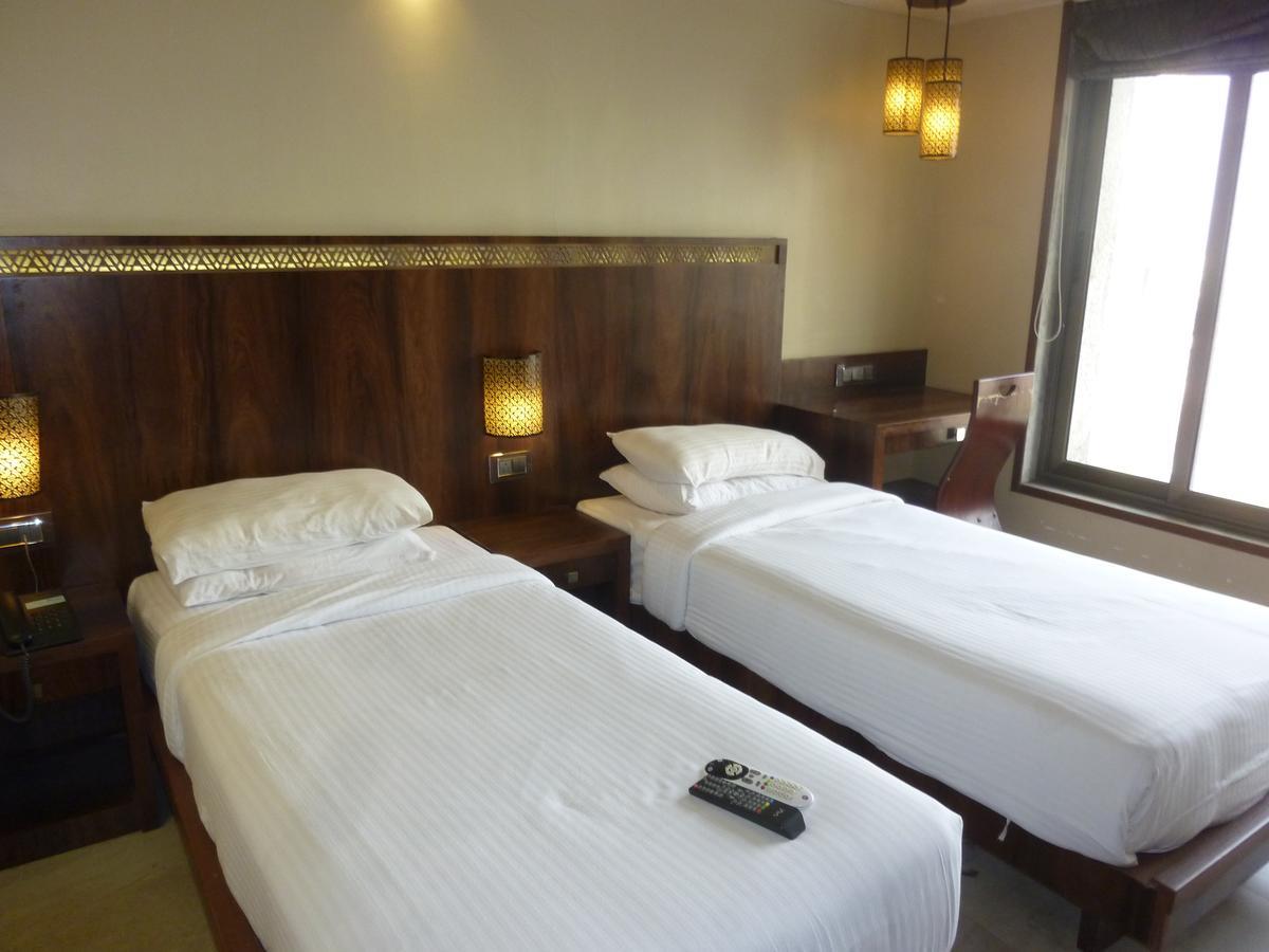 Hotel New Bengal Bombay Extérieur photo
